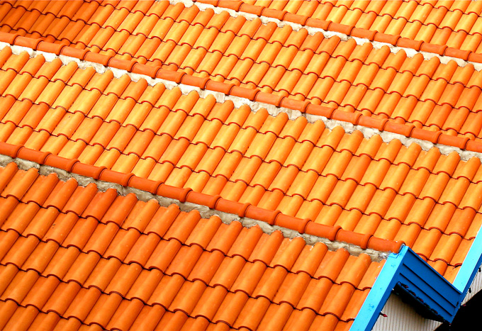 040-geosgt-B-orange-roof