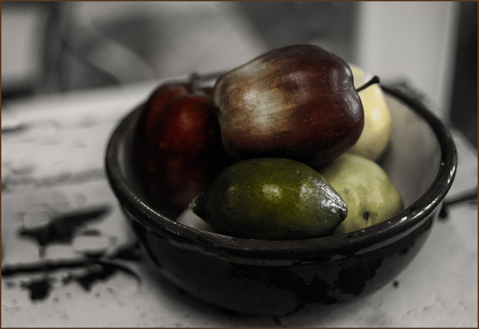 06-denise-wood-b-bowl-of-fruit
