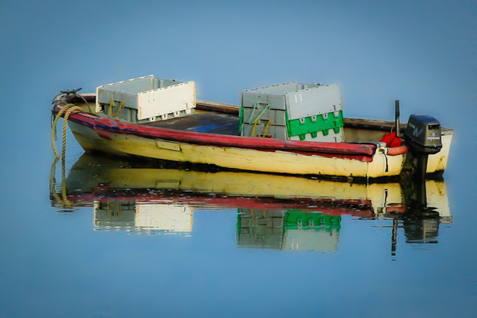 07-LindaCullivan_Boat-and-reflection