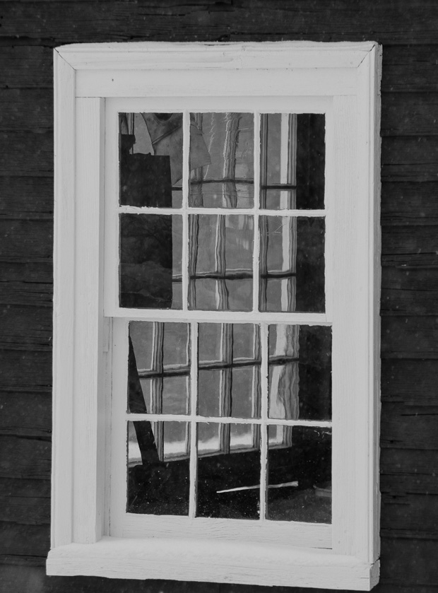53-Maryann-Hindle-B--The-Artists-Window-Winter