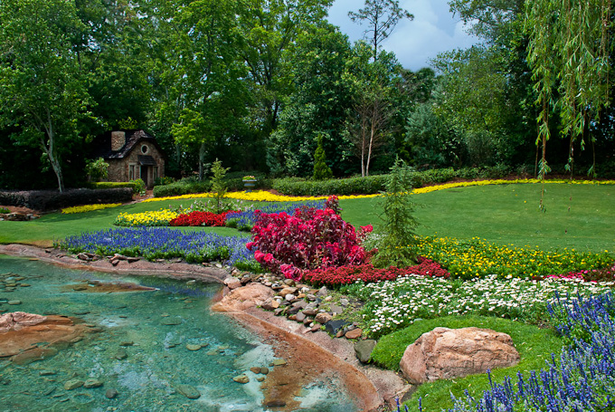 95-Joycelove-B-In-The-Garden