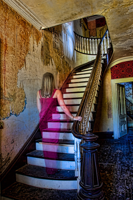32-LindaCullivan_B-haunted
