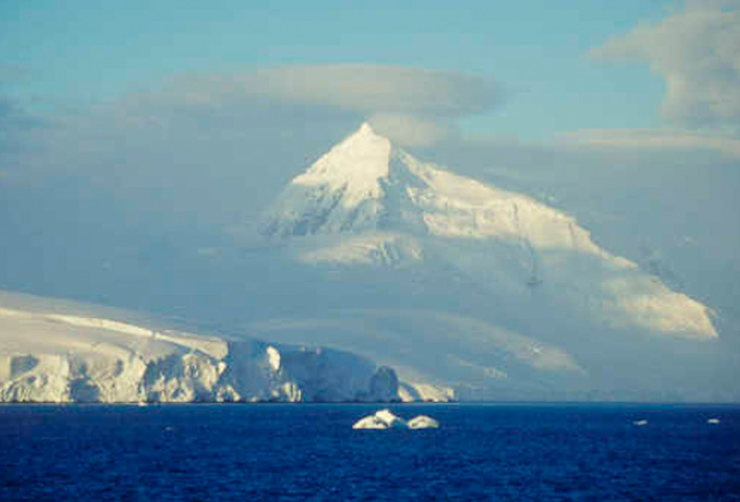 35-DaveKirkwood-A-Summertime-in-Antarctica