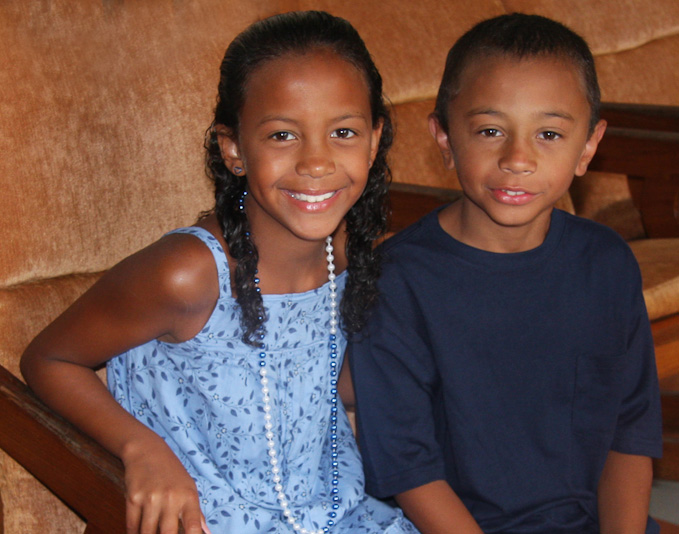 05MeritaMcKenzie-A-siblings