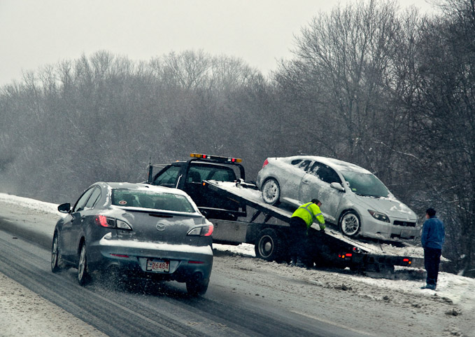 20-susanpartridge-B-snowing-and-towing