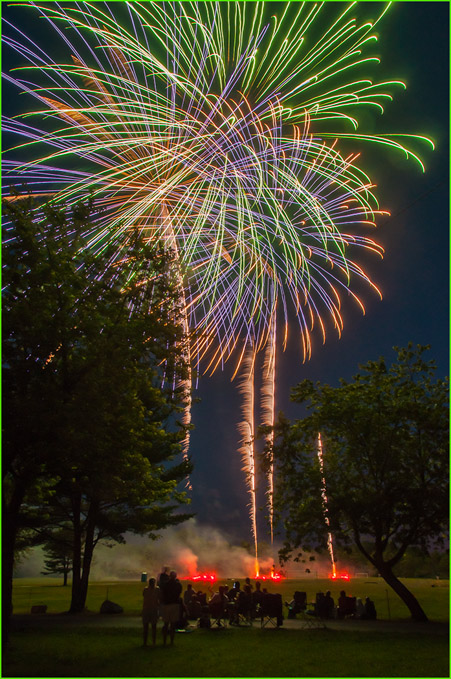 41-FredHeimann-B-America-Celebrates