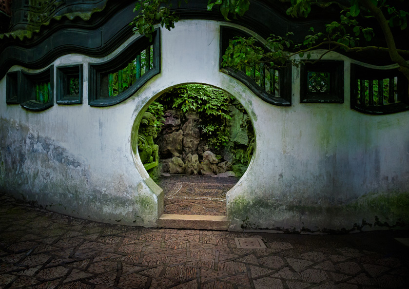 34-C_Knapp_Hudson_A_Moon_Gate