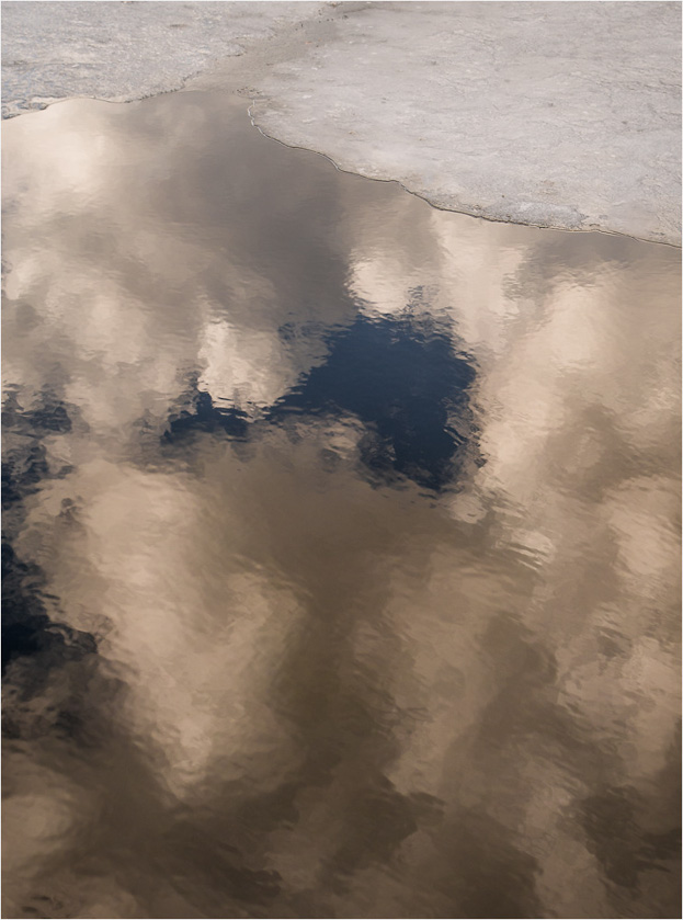 25-C-Cempa-A-Ice_and_Sky