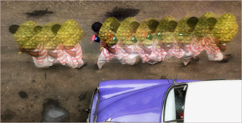 54-markstevens-a-a-bag-of-oranges-and-an-apple