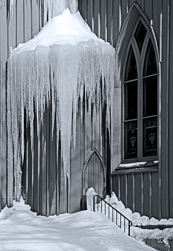 70-c-burke-long-a-hobbit-house
