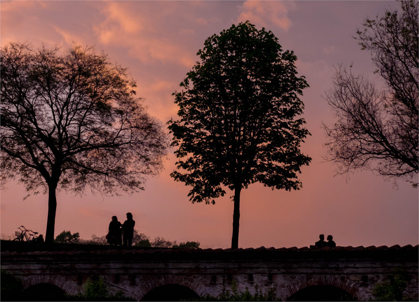 38-linda_cullivan_a_lovers_on_the_wall